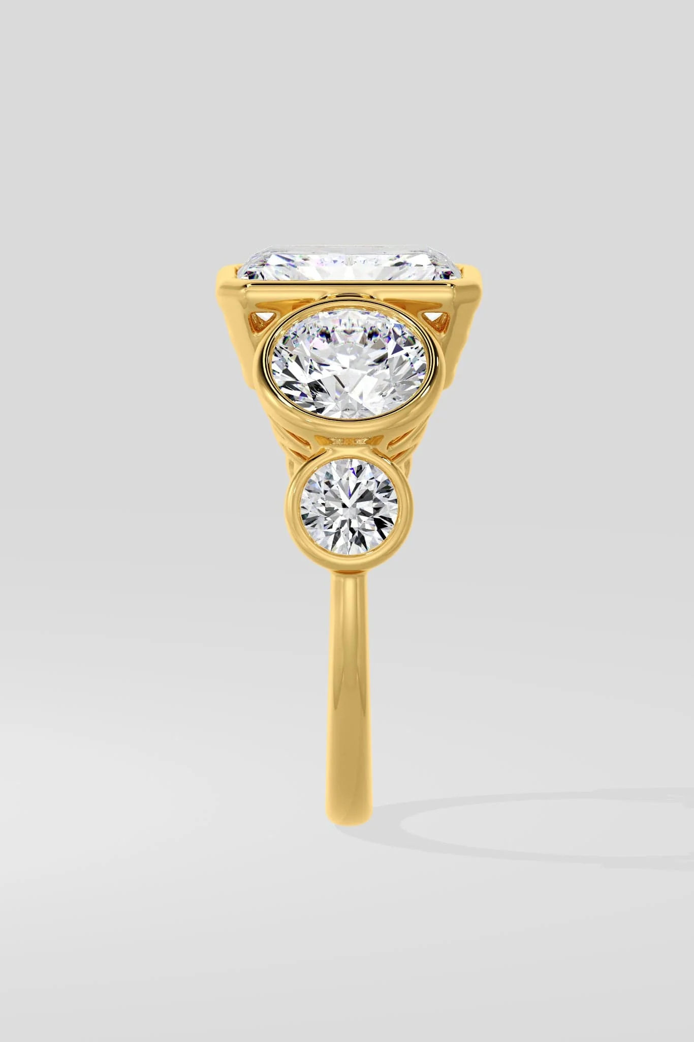 3 ct Radiant Quinary Diamond Ring - Image 3