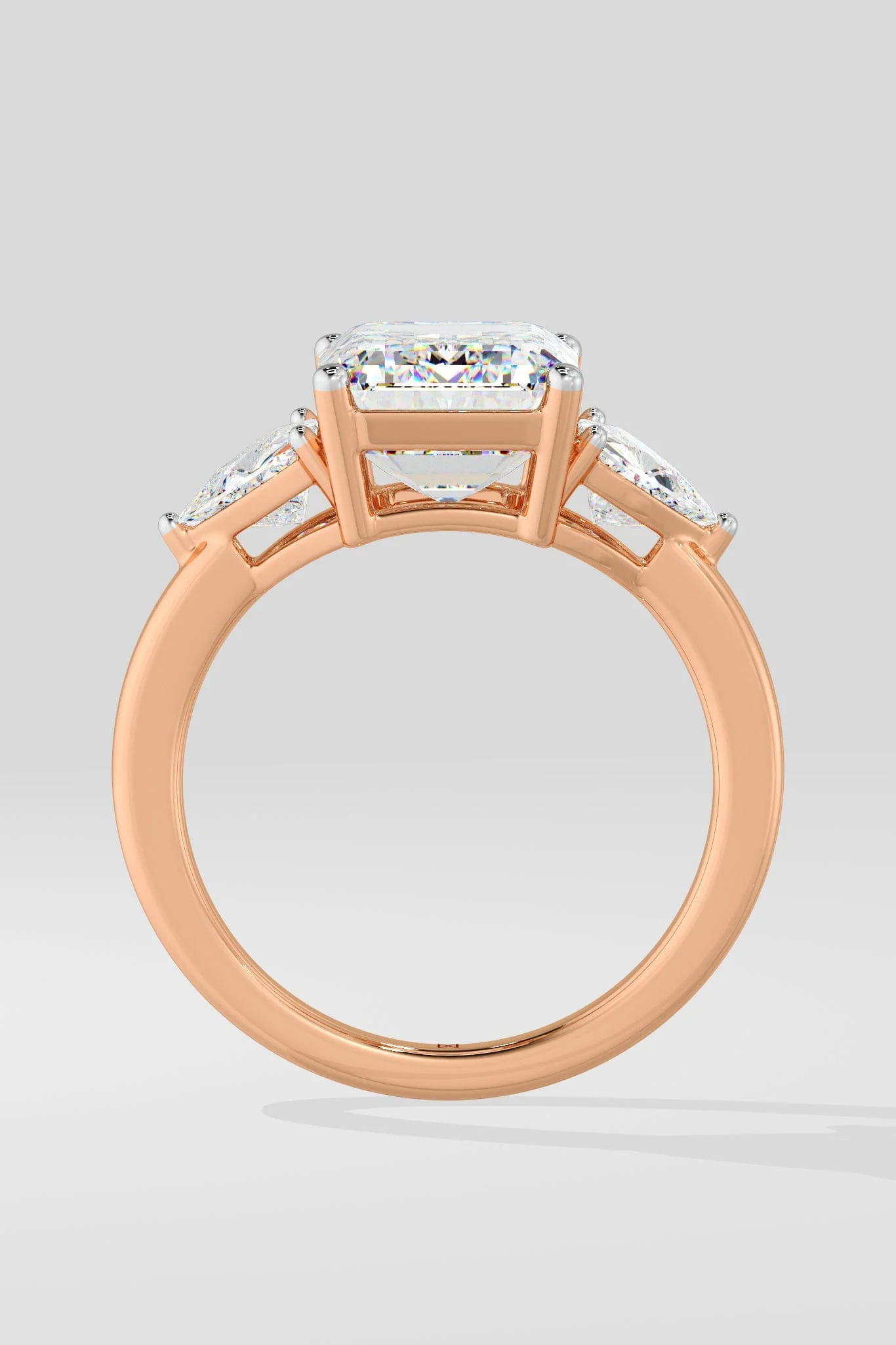 4 ct Emerald Royale Ring - Image 4